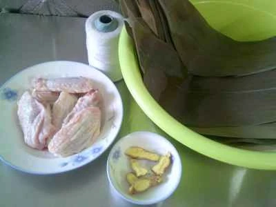 竹の葉で巻いた手羽先の作り方：1