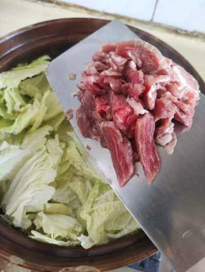 手切りキャベツと豚肉のスープの作り方：7