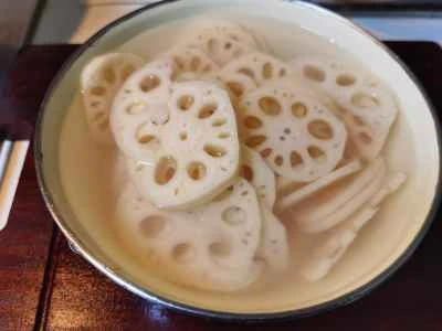 カリカリに揚げたレンコンスライスの作り方：2