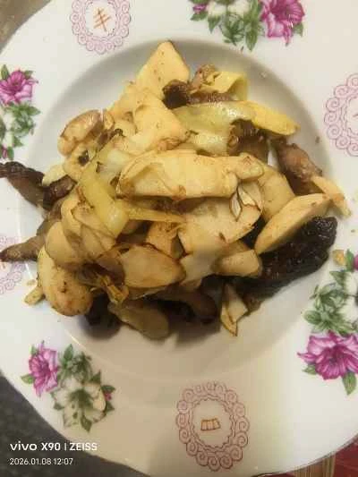 ジャックフルーツの種と豚肉の煮込み炒めのレシピ