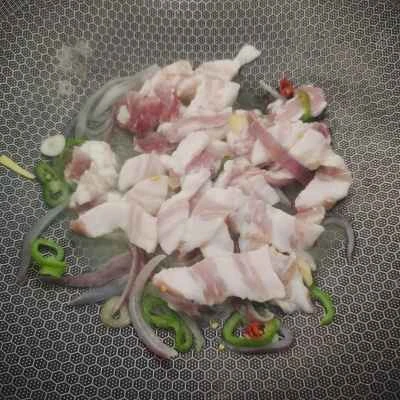 黒山豚とインゲンの炒め物の作り方：4