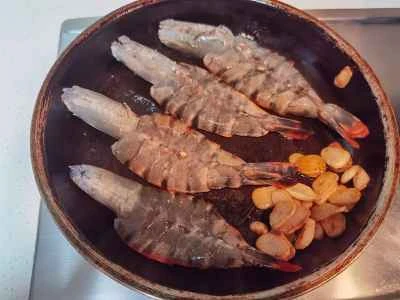 ガーリックブラックタイガーシュリンプのレシピ手順：4