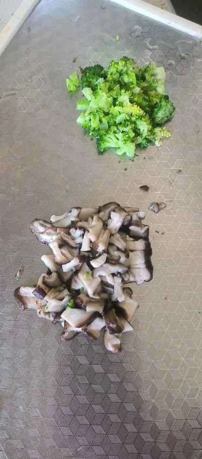 鶏胸肉と野菜のパテのレシピ手順：2