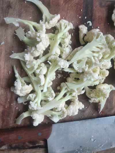 カリフラワー炒めの作り方：1