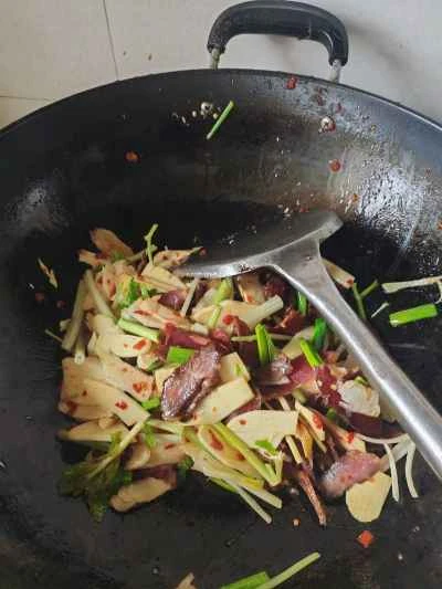 冬のたけのこや塩漬け牛肉の作り方：7