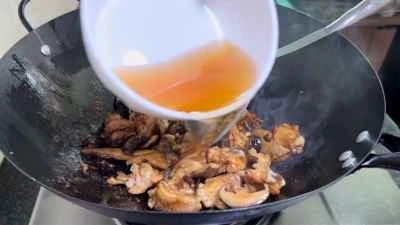 椎茸入り鶏肉の煮込みの作り方：10