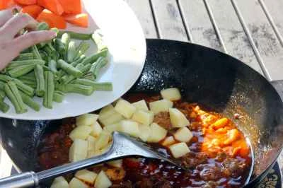 四川風鶏肉とジャガイモの煮込み レシピ手順：5