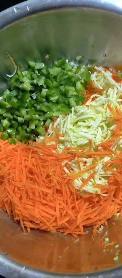 野菜パンケーキのレシピ手順：1