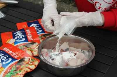 スパイシーな煮魚のレシピ手順：2