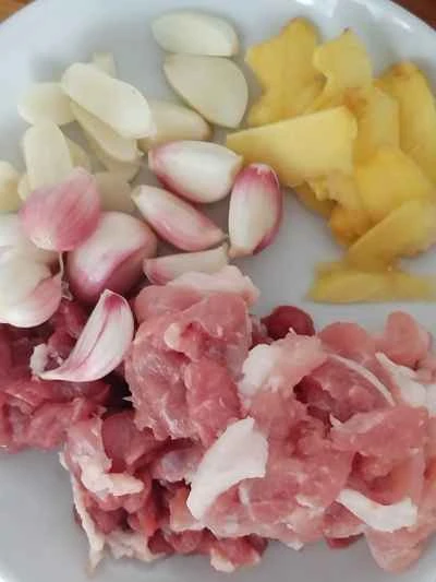 豚肉とピーマンの炒め物の作り方：1