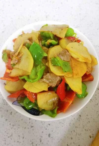 緑と赤のジャガイモのスライスを作る手順：11