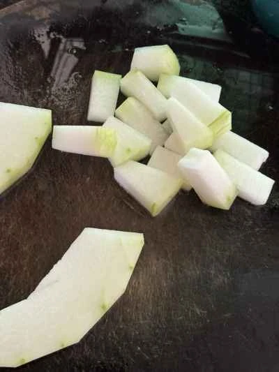 ひき肉と干しエビ入り冬瓜の煮込みの作り方：3