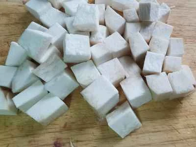 エリンギと牛肉の角切りを作る手順：5