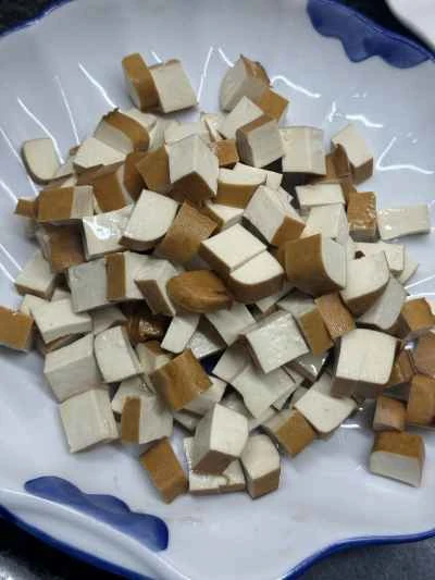 乾燥豆腐、枝豆、ひき肉の炒め物の作り方：3