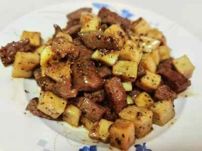 エリンギと牛肉の角切りを作る手順：9