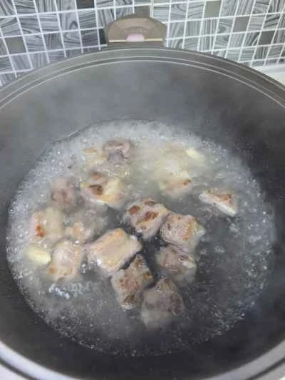 椎茸入り豚バラ肉の煮込みの作り方：6
