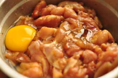 クミンチキンの作り方：2