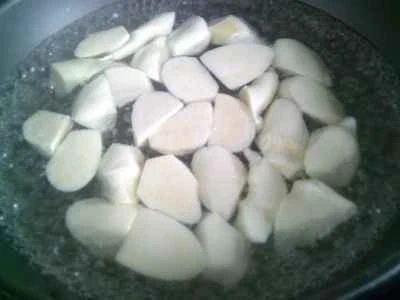 水煮タケノコと揚げグルテン入り鶏手羽先の煮込みの作り方：4