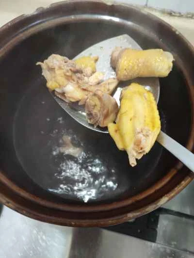 鶏肉とジャガイモの煮込みの作り方：4