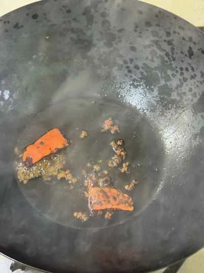 牛肉とエビのペースト鍋の作り方：7