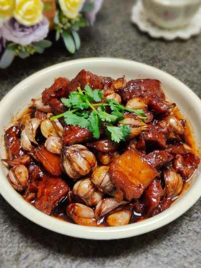 客家風ニンニク煮豚のレシピ