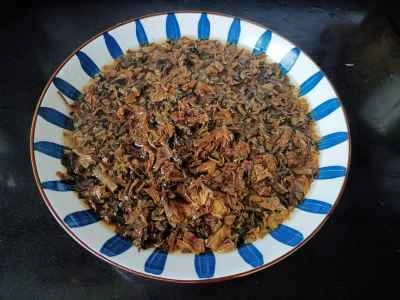 自家製豚バラ肉の煮込みとマスタードグリーンの塩漬け レシピ手順: 2