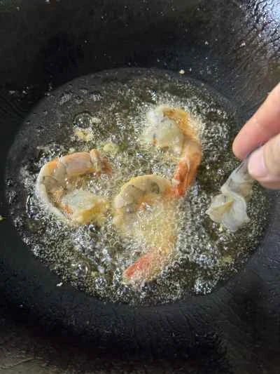 塩コショウエビ団子の作り方：6