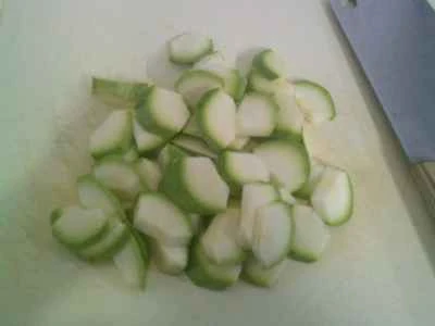 ズッキーニと漬物、こんにゃくの炒め物の作り方：4