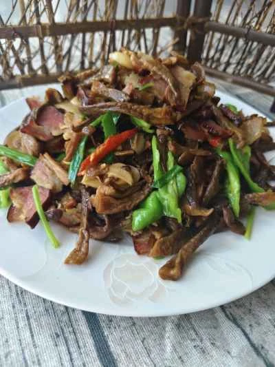 豚肉とキノコの炒め物のレシピ