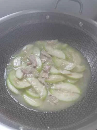 肉入りヘチマ炒めの作り方：5