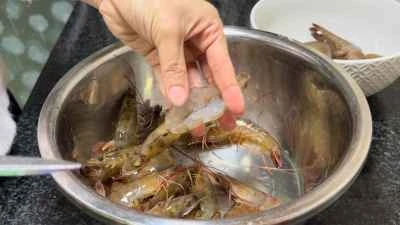 エビとビーフシチューの作り方：4