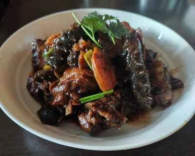 ナマコ入り鶏肉の煮込みの作り方：9