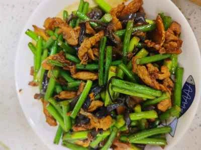 ニンニクの芽入り細切り豚肉の作り方：9