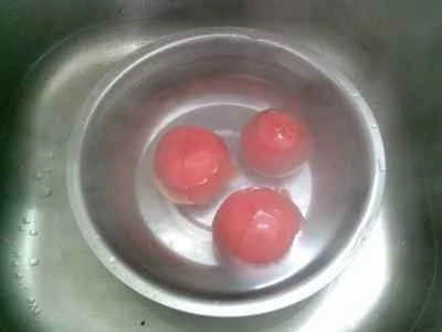 ゆで卵と一夜漬けトマトの作り方：6