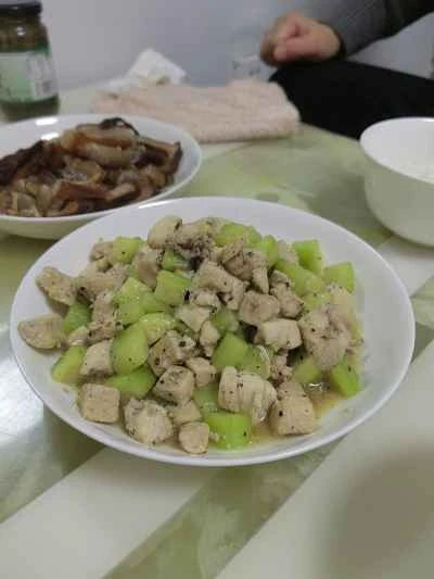 黒胡椒きゅうり炒めチキンのレシピ