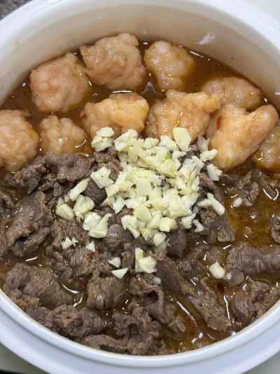 牛肉とエビのペースト鍋の作り方：18