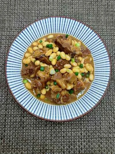 大豆入り牛ブリスケットの煮込みのレシピ