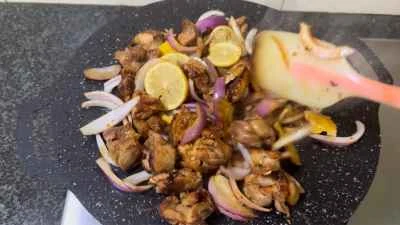 レモン風味の鶏肉のソテーの作り方：9