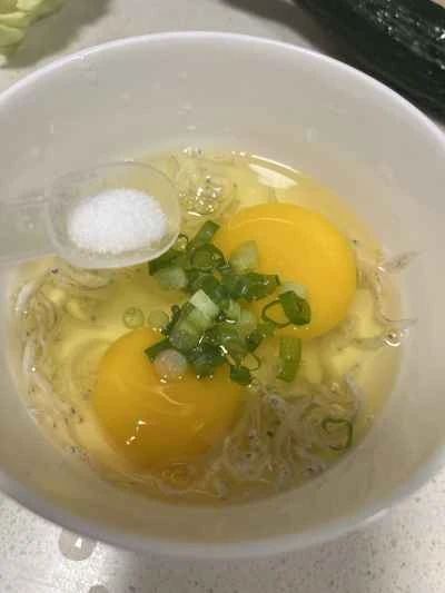 卵とシミの炒め物の作り方：5