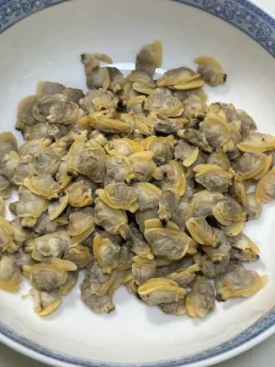 アサリと卵のオムレツの作り方：3