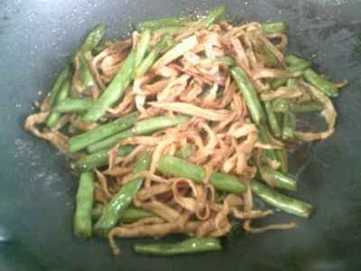 からし菜とインゲンの炒め物の作り方：11