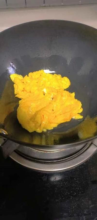 きのこ、ヘチマ、卵の炒め物の作り方:2