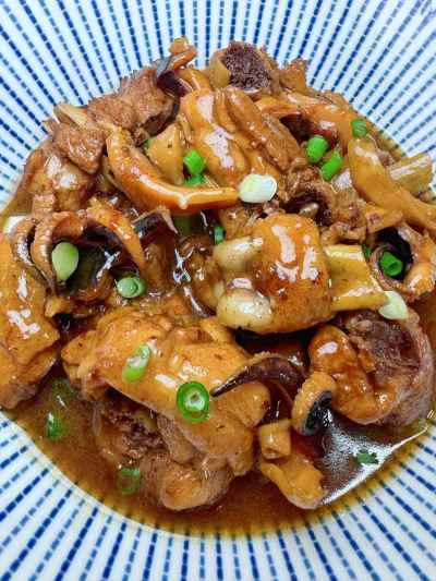 鶏肉と干しイカの煮込みの作り方：14