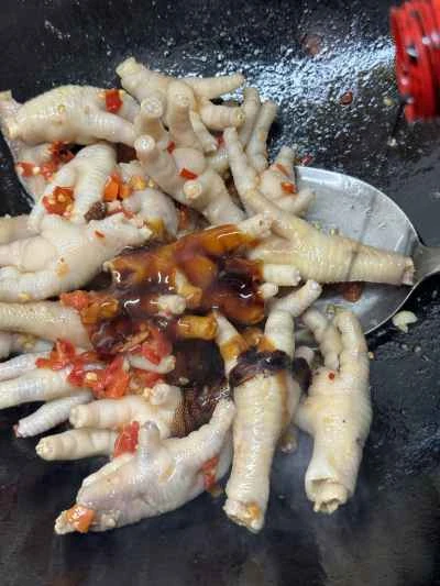 塩漬けカラシナを使った鶏足の煮込みの作り方：7