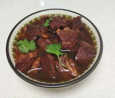 牛肉の煮込みレシピ