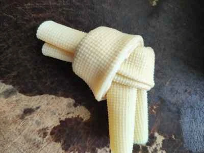 豆腐皮で蒸した豚足の作り方：1