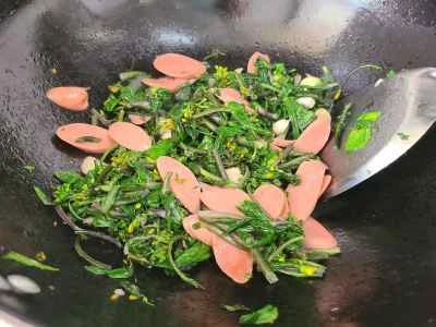 ハムと赤カラシナの炒め物の作り方：8