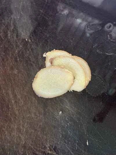 鶏肉と干しイカの煮込みの作り方：3