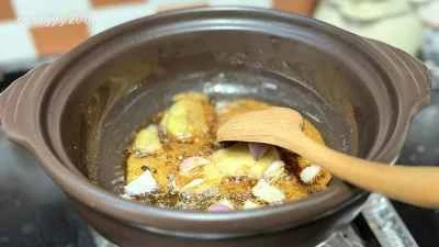 梅干しを使った豚バラ肉の煮込みの作り方：5