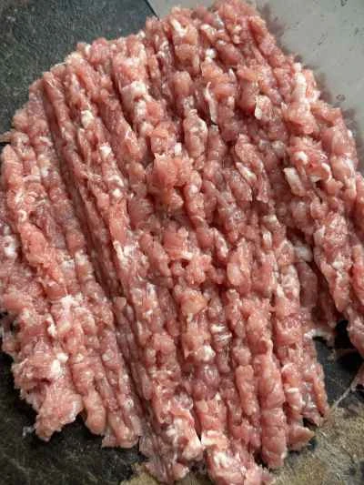 ひき肉と干しエビ入り冬瓜の煮込みの作り方：1